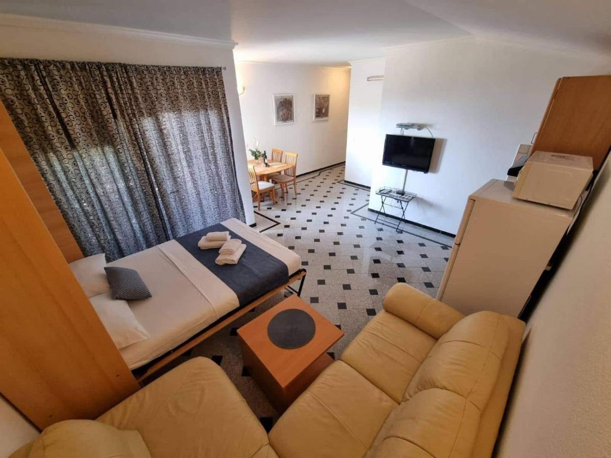 Apartment Tomic 2 Макарска Экстерьер фото